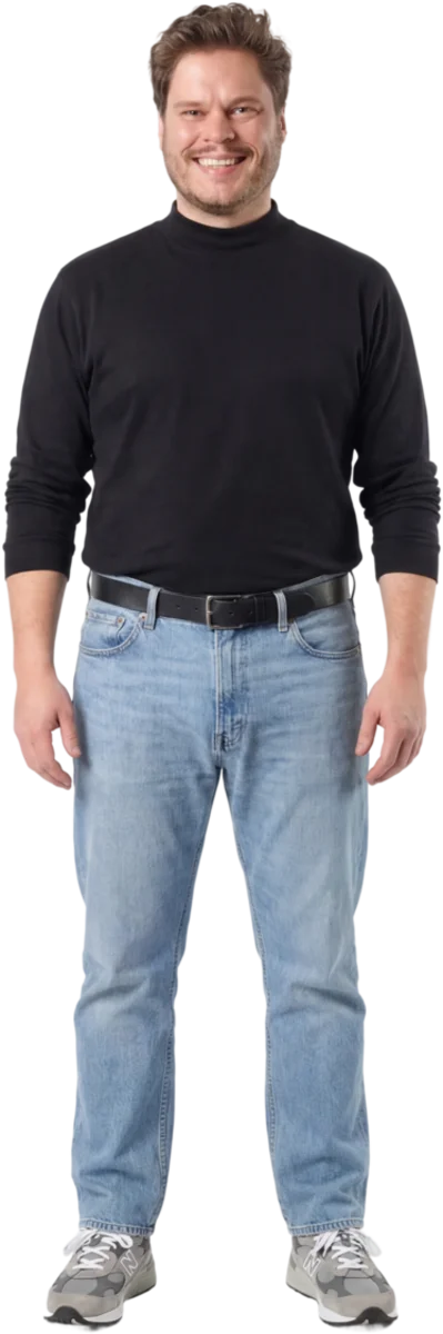 Marcus Schappi — full body photo